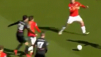 年仅13岁 年仅13岁